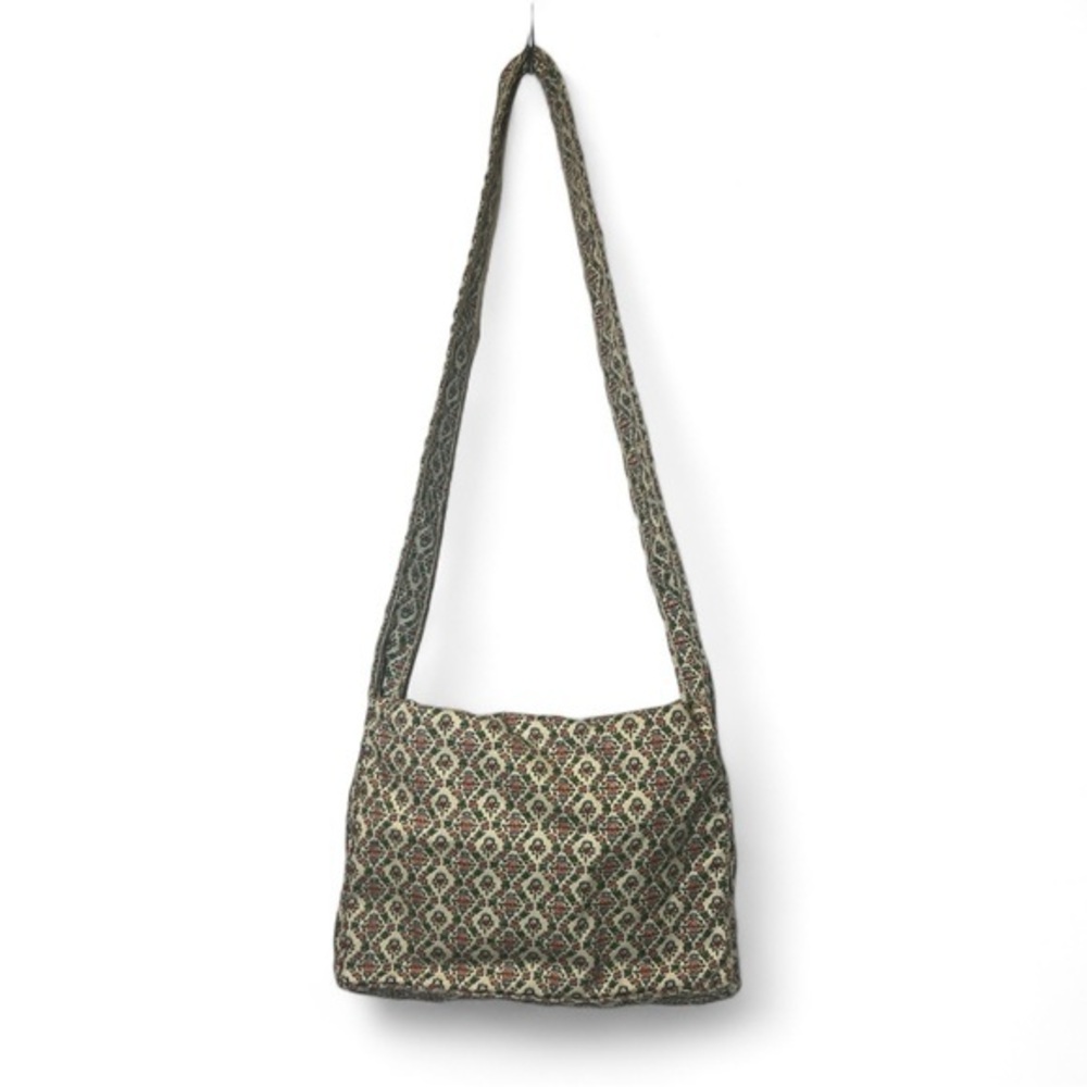 Artisan Handcrafted Floral Bohemian Chic‎ Cross Boddy Shoulder Bag with Flap - Picture 2 of 4